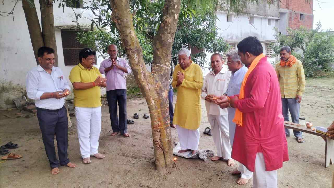 कुंडलिनी शक्ति का रहस्यमयी यात्रा: मूलाधार से सहस्रार तक कामशक्ति को चेतना की सीढ़ी बनाने का 3 व्यावहारिक मार्ग कुंडलिनी शक्ति का रहस्यमयी यात्रा: मूलाधार से सहस्रार तक कामशक्ति को चेतना की सीढ़ी बनाने का 3 व्यावहारिक मार्ग